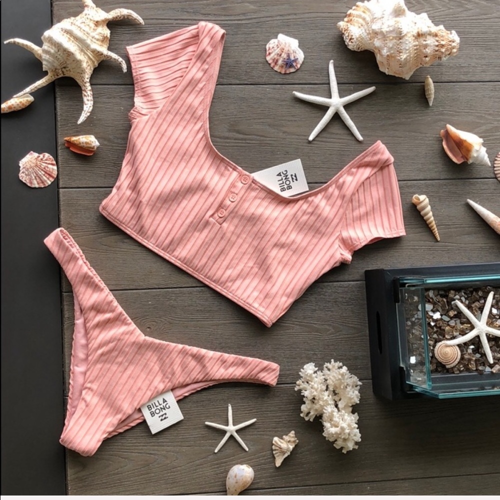 🌴🌼BILLABONG- HEATING UP BIKINI SET🌼🌴 - Picture 2 of 9